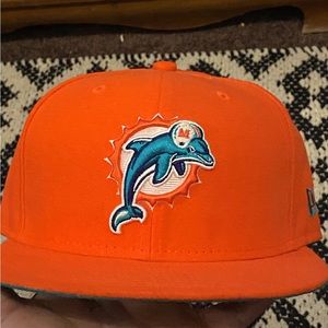 Miami Dolphins New Era size 7 1/4